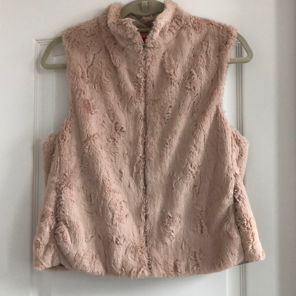 Eight Sixty, South Moon under faux fur vest